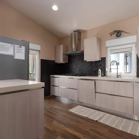 Toni & Julija Apartman *