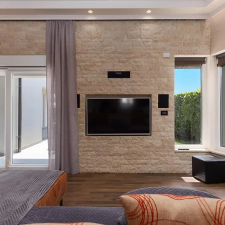 Apartment Toni & Julija *