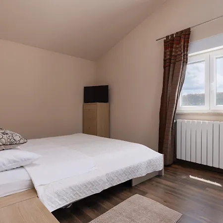 Apartment Toni & Julija