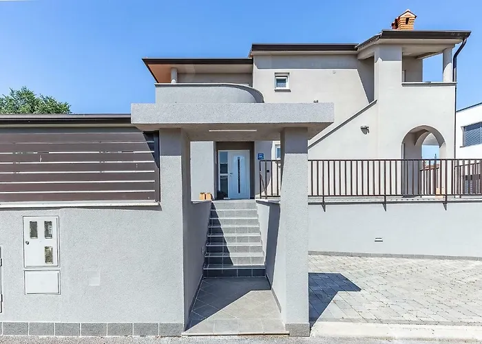 Toni & Julija بوريتش